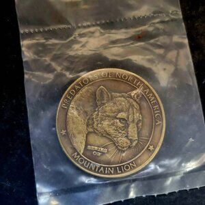 North American Hunting Club "Predators of North America" Series 02